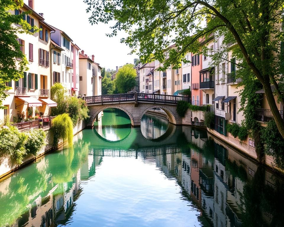 Historische Kanäle in Annecy, Frankreich